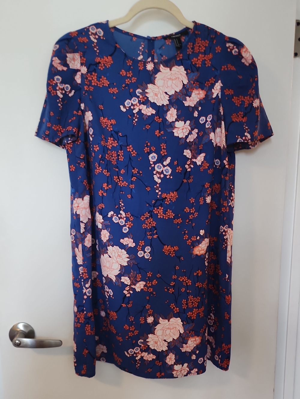 Forever 21 Blue Floral Mini Dress with Rwd And White Blooms